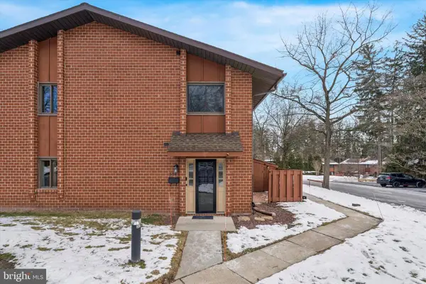 301 Worthington Dr #301, EXTON, PA 19341