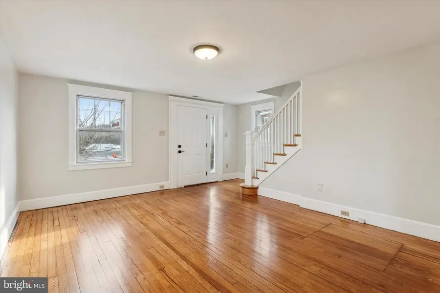 123 W Lancaster Ave, Downingtown, PA 19335 - Image #3