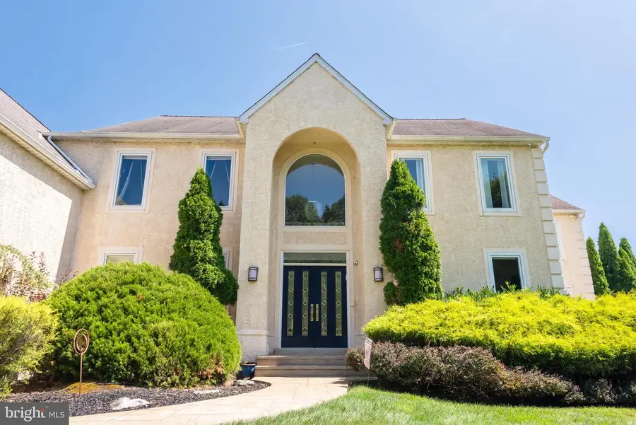 1015 S Wisteria Dr, Malvern, PA 19355 - Image #2