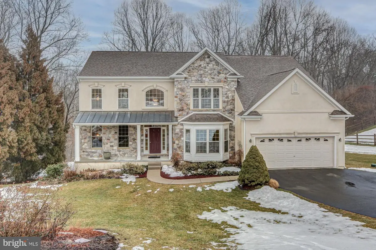 518 Hyde Park Cir, Lincoln University, PA 19352 - #1