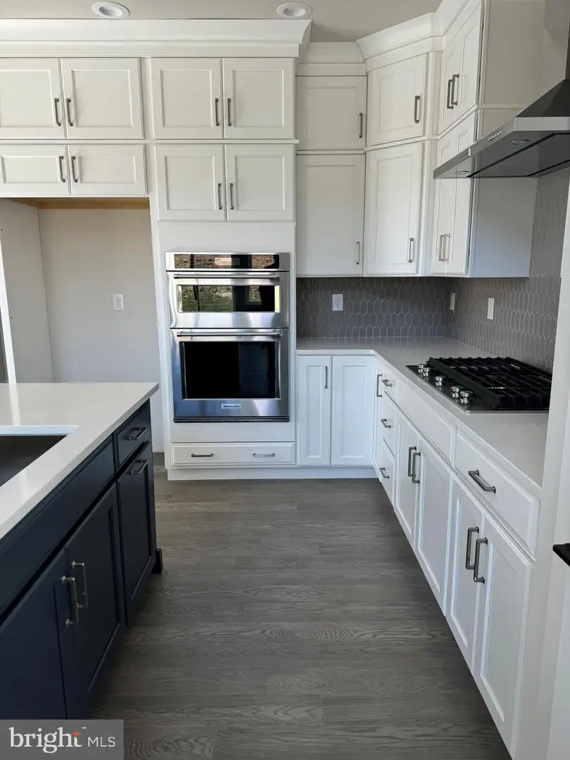 526 Trifecta Rd #284, Downingtown, PA 19335 - Image #2