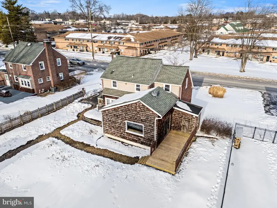 104 S 5 Points Rd, West Chester, PA 19382 - #2