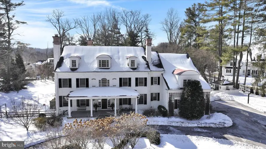 518 Newtown Rd, Berwyn, PA 19312 - #2