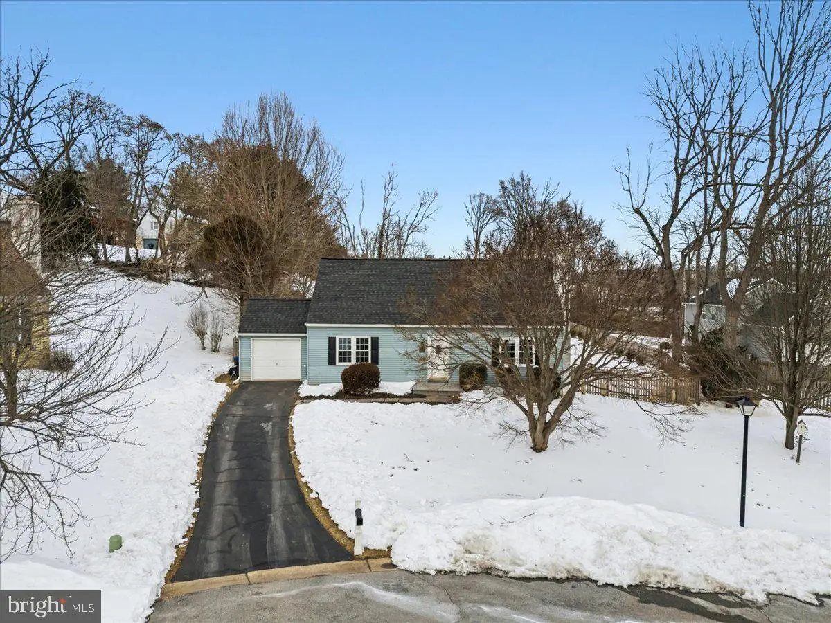 11 N Williamson Rd, Avondale, PA 19311 - #1