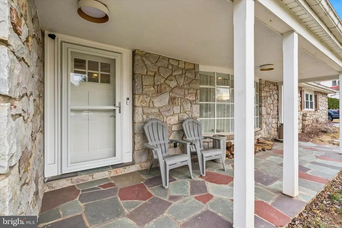 591 W Hoffecker Rd, Pottstown, PA 19465 - #1