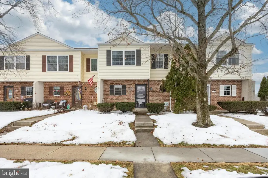 102 Chester Ct, Downingtown, PA 19335 - #2