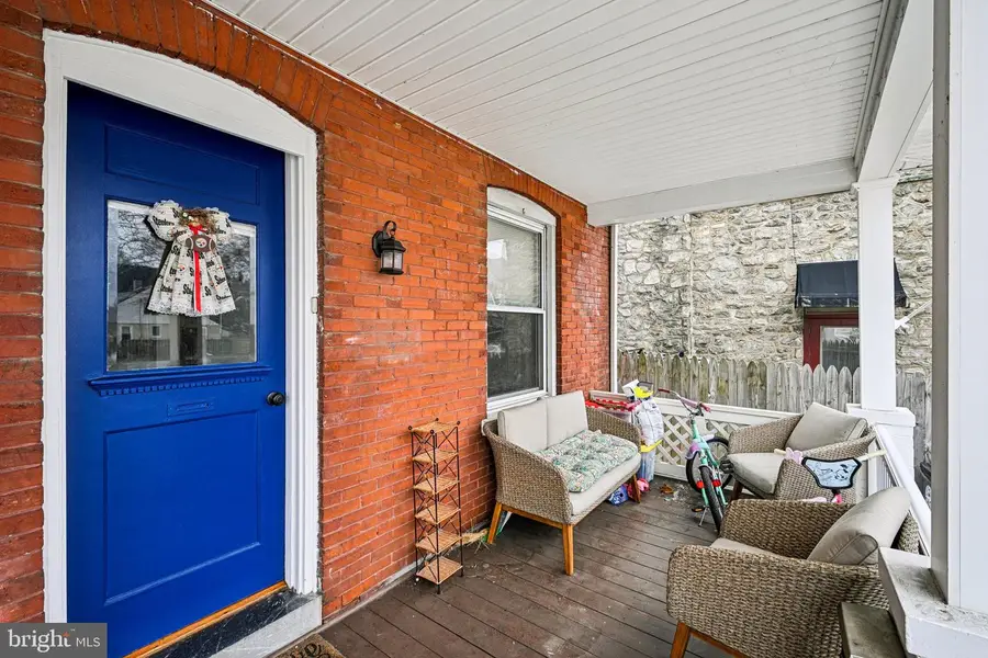 122 Brandywine Ave, Downingtown, PA 19335 - #3