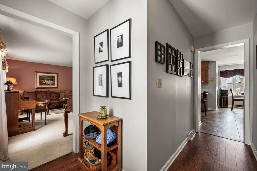 27 Windle Ct, Coatesville, PA 19320 - #3