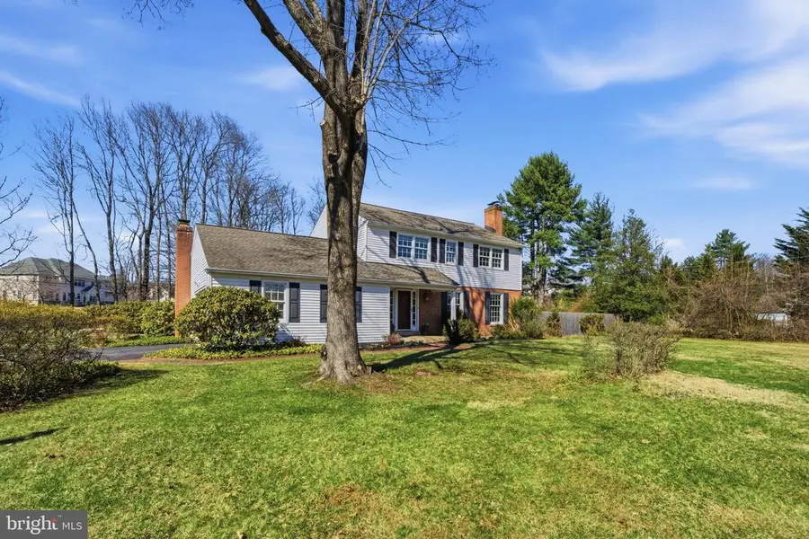 1329 Sugartown Rd, Berwyn, PA 19312 - #3