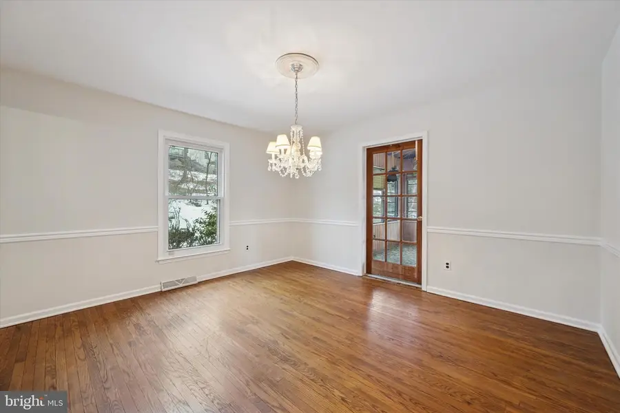 5 Westgate Cir, Malvern, PA 19355 - #3