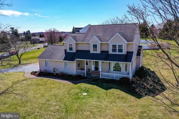 19 Ponds End Dr, DOWNINGTOWN, PA 19335