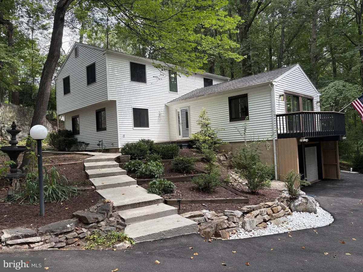 26 Mcilvain Dr, Downingtown, PA 19335 - #1