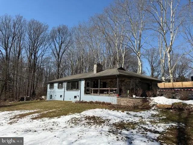 1810 Ridgeview Dr, Coatesville, PA 19320 - #2