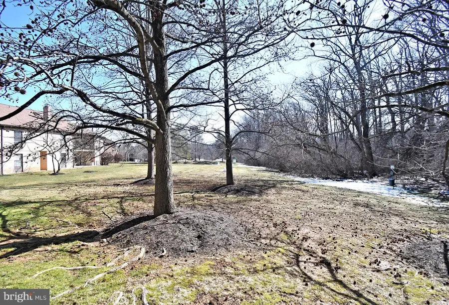 613 Washington Pl #13, Chesterbrook, PA 19087 - #2