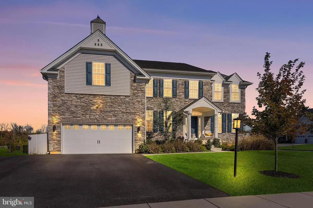 10 Unison Dr, Malvern, PA 19355 - #1