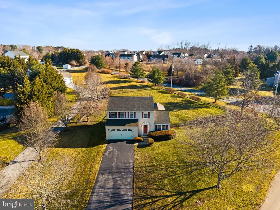 4 Mckean Cir, West Grove, PA 19390 - #2