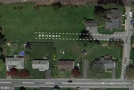 10 W Bridge St, Parkesburg, PA 19365 - #1