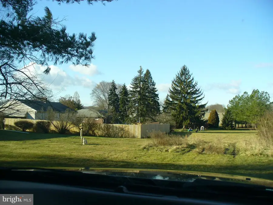 10 W Bridge St, Parkesburg, PA 19365 - #3