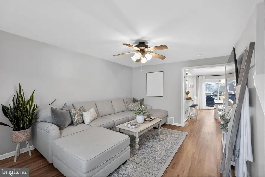 6 Franklin Ave, Phoenixville, PA 19460 - #3