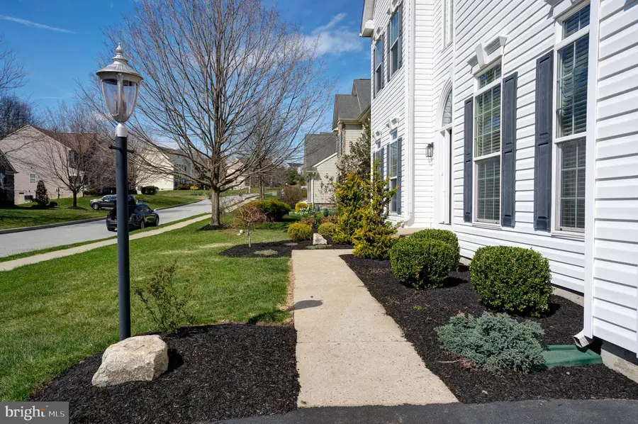 212 Eagle Glen Dr, Coatesville, PA 19320 - #3