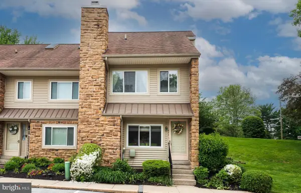 423 Cannon Ct #423, CHESTERBROOK, PA 19087