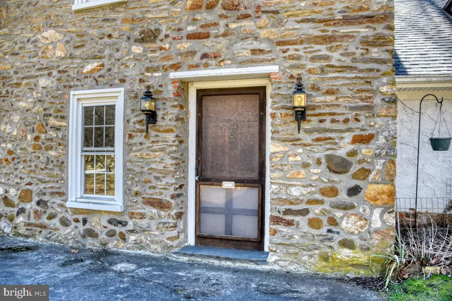 650 Spruce Dr, West Chester, PA 19382 - #3