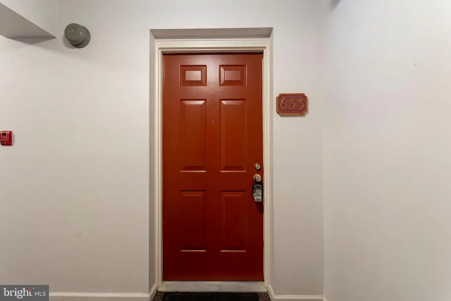 633 Washington Pl #33, Chesterbrook, PA 19087 - #3