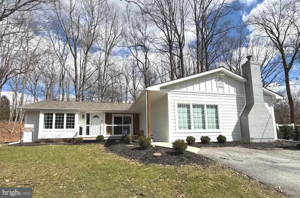 1185 Woodward Dr, WEST CHESTER, PA 19380