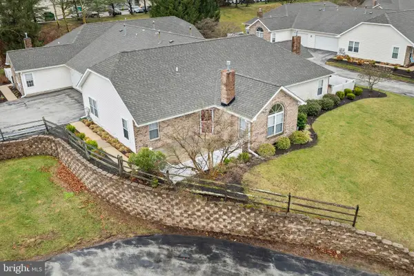 135 Village Way #5b, PHOENIXVILLE, PA 19460