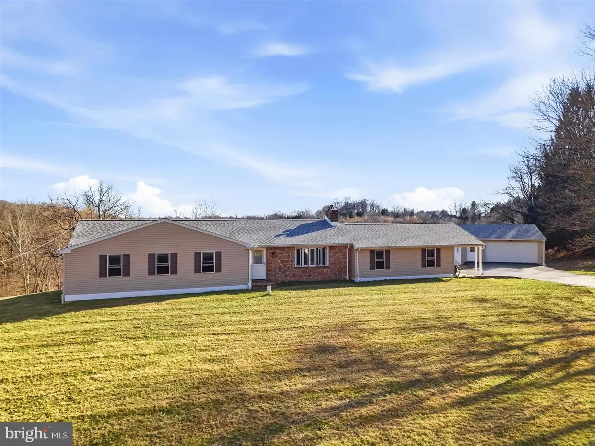 288 Garden Station Rd, Avondale, PA 19311 - #1