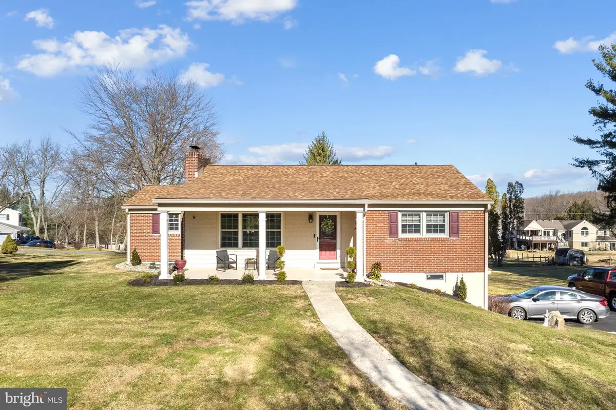 209 Cheyney Dr, West Chester, PA 19382 - #1