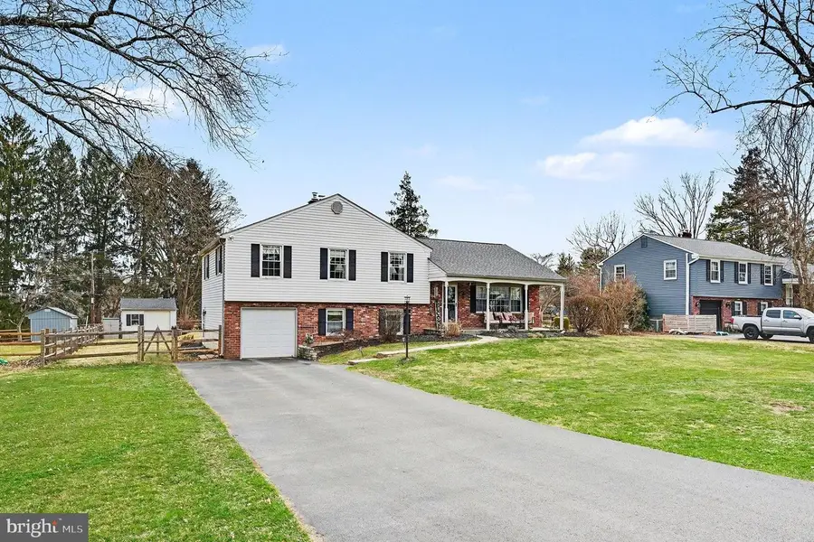 95 Kleyona Ave, Phoenixville, PA 19460 - #2