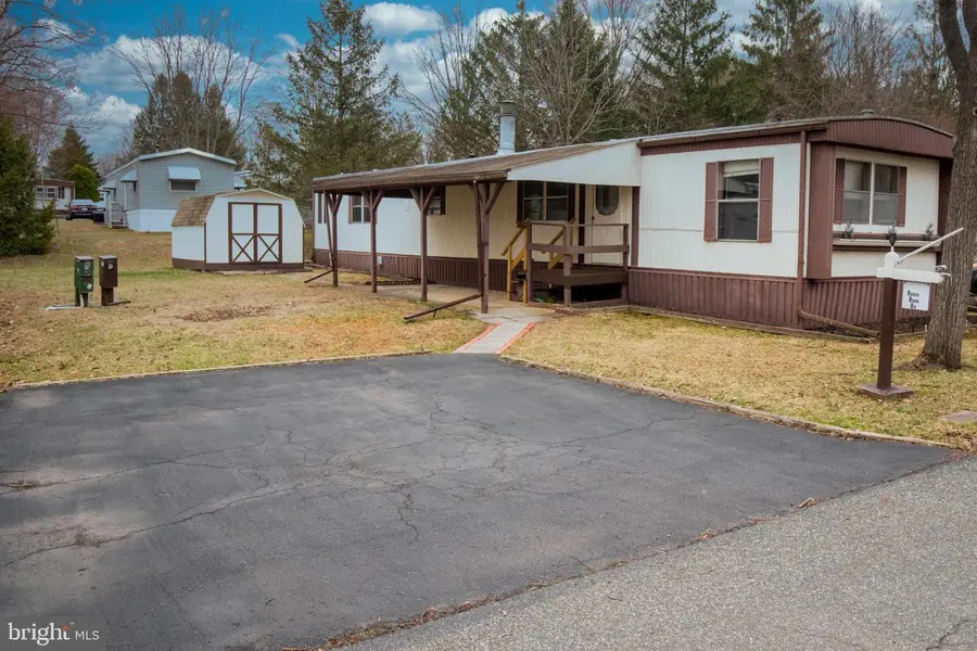 9 Oak Dr, Spring City, PA 19475 - #3