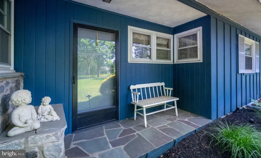 2310 Horseshoe Trl, Chester Springs, PA 19425 - #3