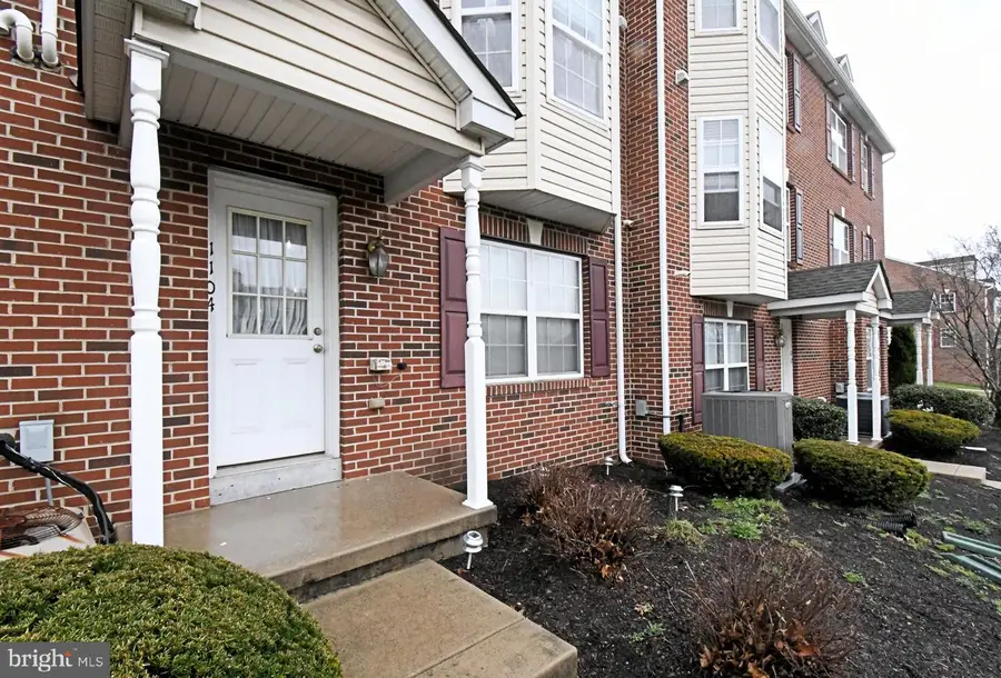 1104 Balley Dr, Phoenixville, PA 19460 - #3