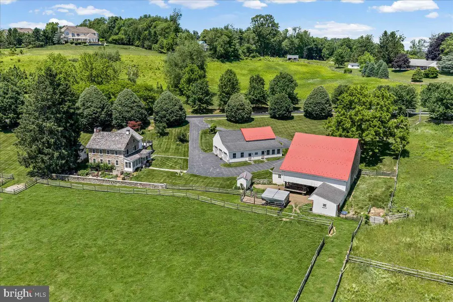 2563 Veronica Dr, Chester Springs, PA 19425 - #3