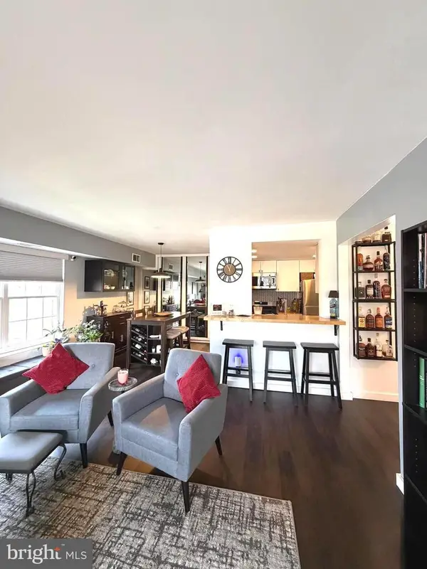 290 Drummers Ln #290, WAYNE, PA 19087