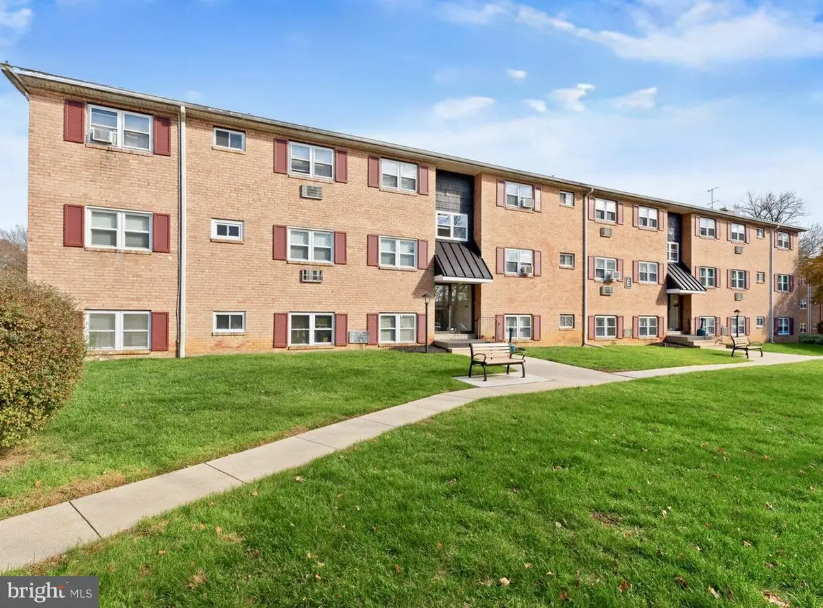 335 E Lancaster Ave #e-5, Downingtown, PA 19335 - #1