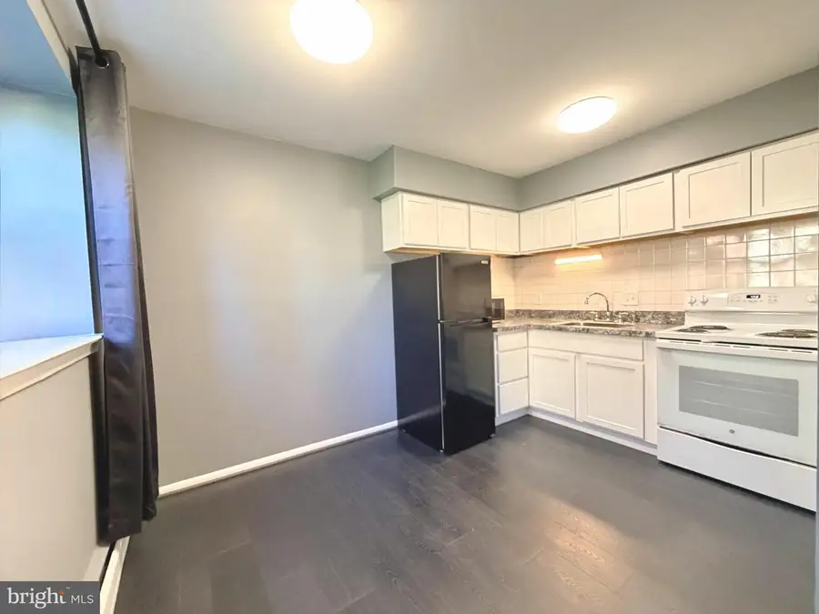 335 E Lancaster Ave #e-5, Downingtown, PA 19335 - #2