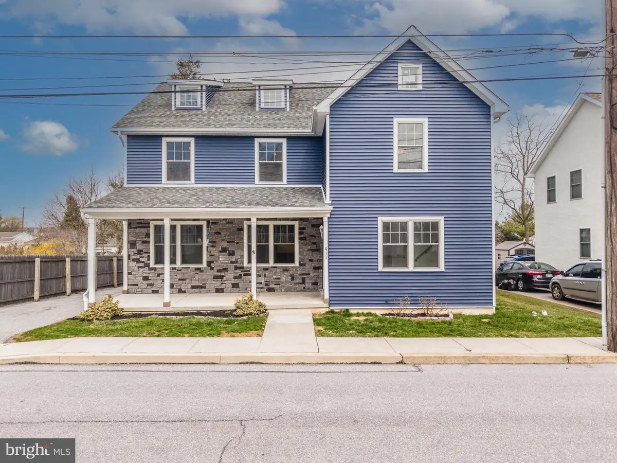 411 James St, Honey Brook, PA 19344 - #1