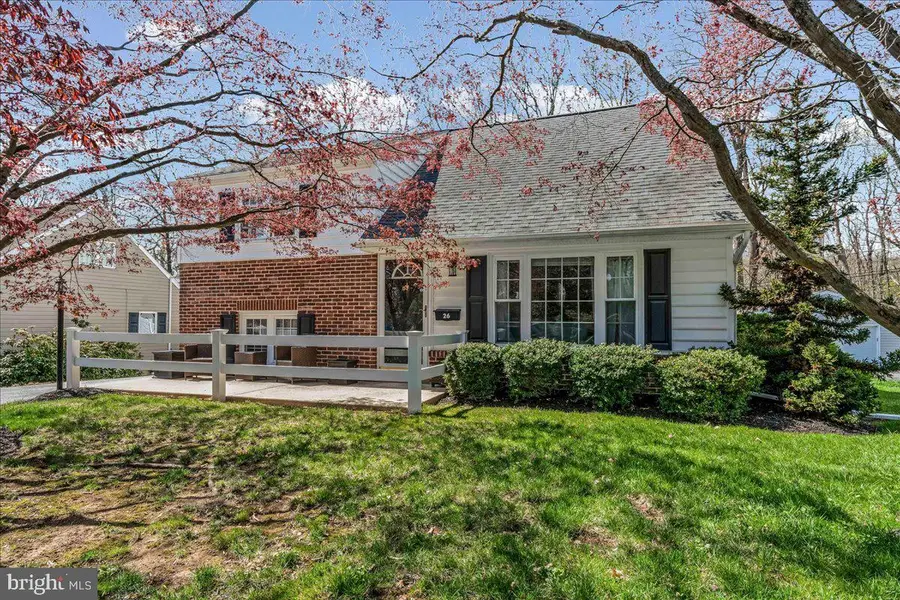 26 Greentree Ln, Malvern, PA 19355 - #2