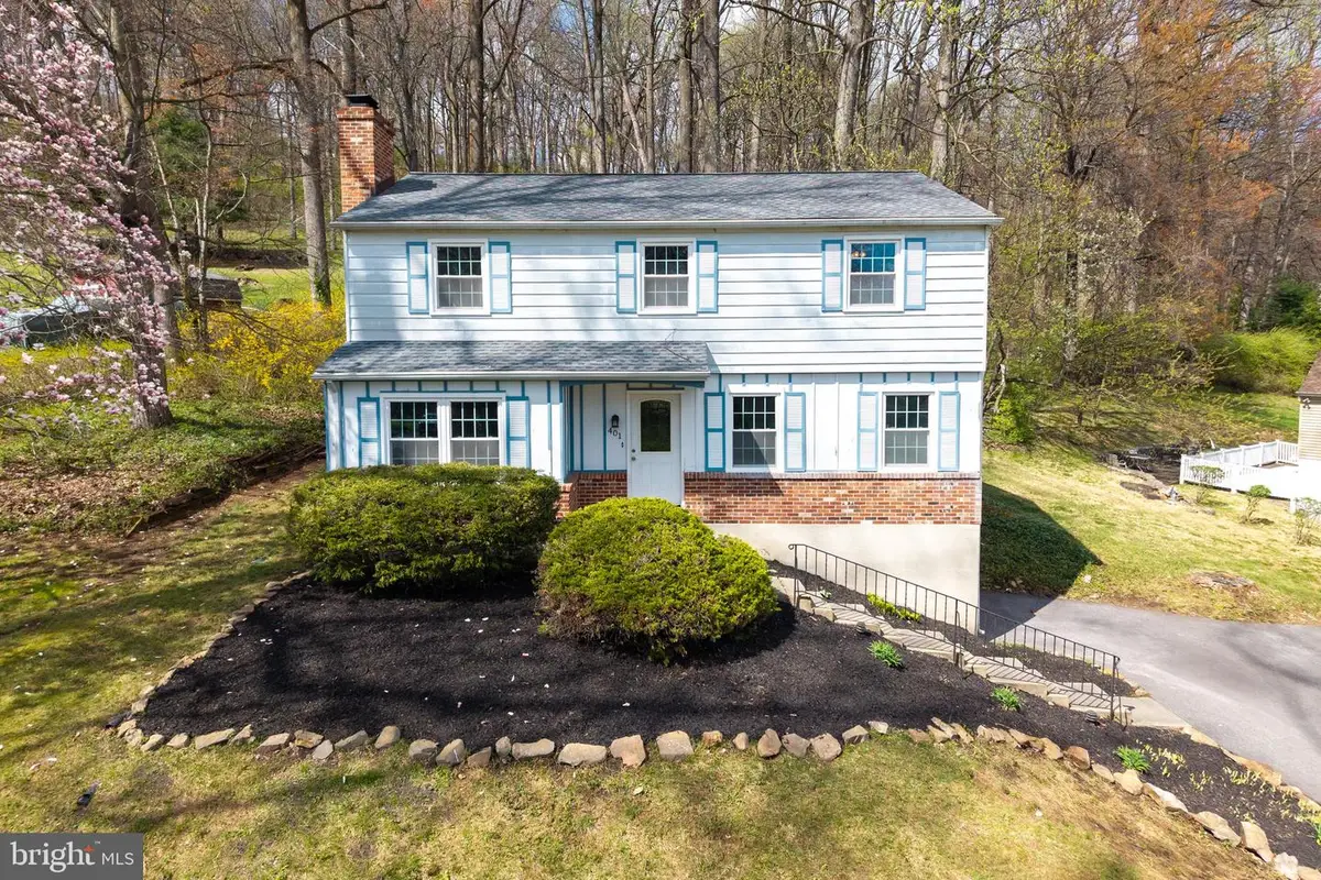 401 Baker Ln, Coatesville, PA 19320 - #1