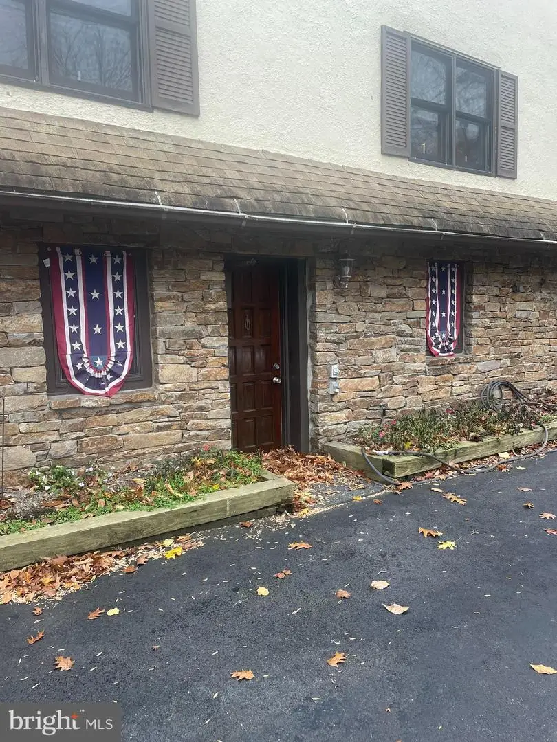 1127 Kaolin Rd, Avondale, PA 19311 - #3