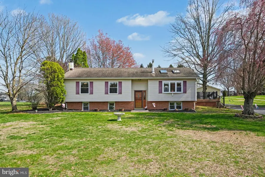 1442 Harvey Ln, Pottstown, PA 19465 - #2