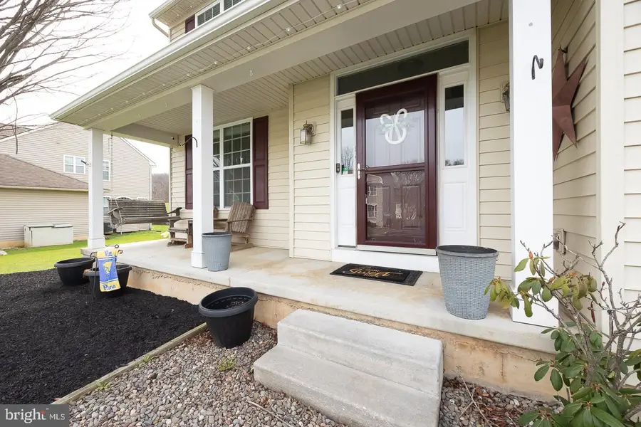 310 W 8th Ave, Parkesburg, PA 19365 - #2