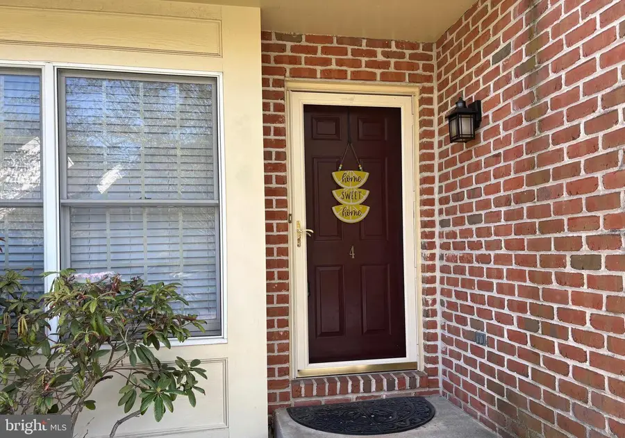 4 Willow Ct, Downingtown, PA 19335 - #2