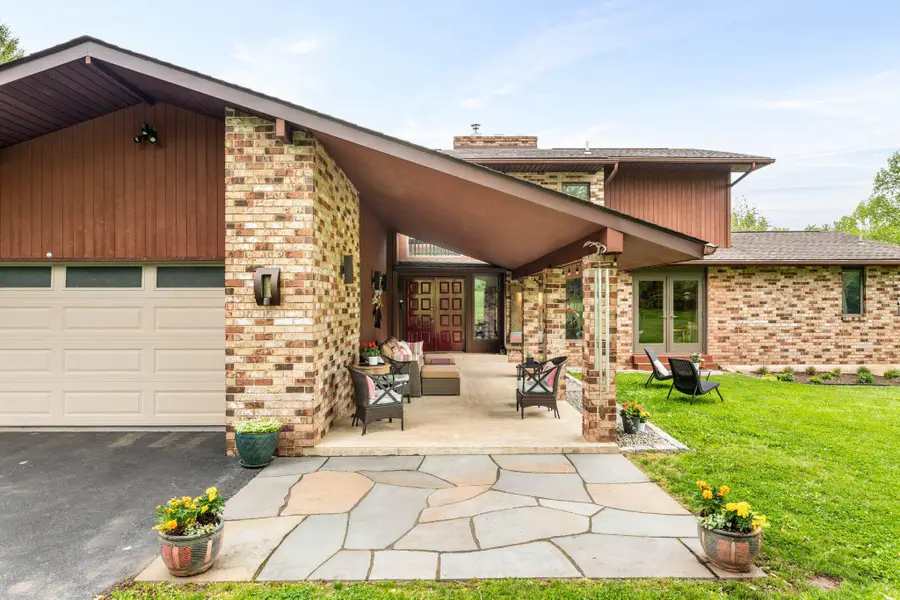 703 Ridge Rd, Pottstown, PA 19465 - #2
