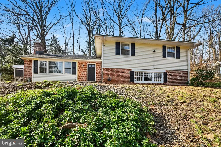 542 Upper Weadley Rd, Wayne, PA 19087 - #2