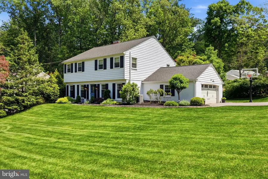 566 Upper Weadley Rd, Wayne, PA 19087 - #2