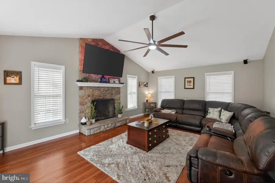 113 Rocky Glen Rd, Oxford, PA 19363 - #3